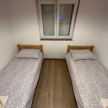 Caminito Apartman *